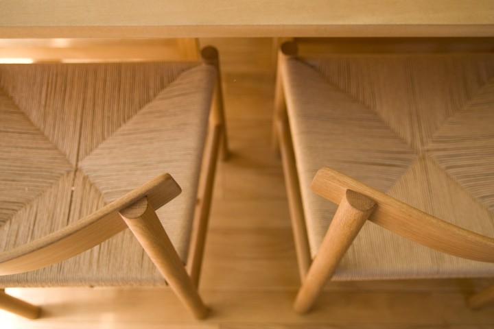 座編みのダイニングチェア : HOH Workshop